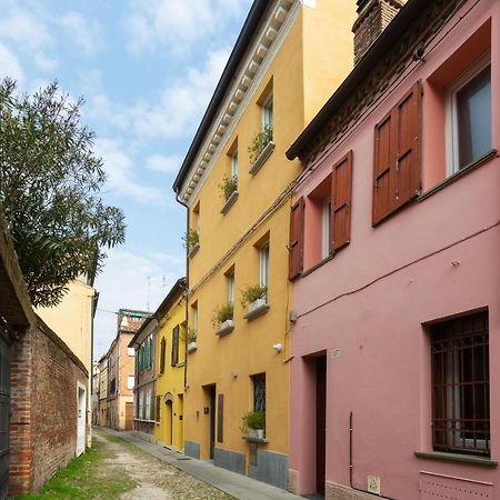 Malagigi Guest House Ferrara Exteriör bild