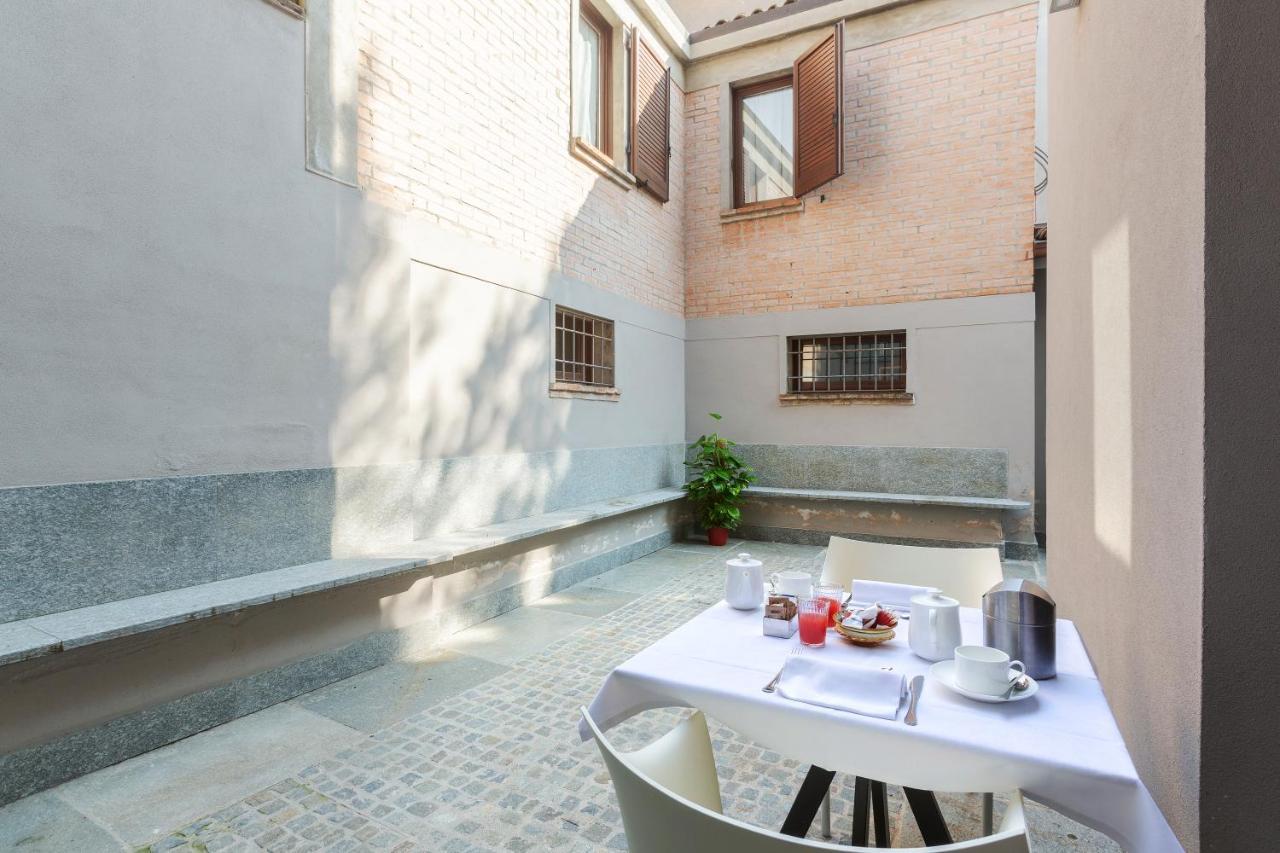 Malagigi Guest House Ferrara Exteriör bild
